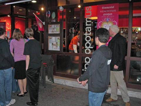 Hippotamus restaurant in Paris