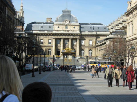 Walking to Louvre in Paris
